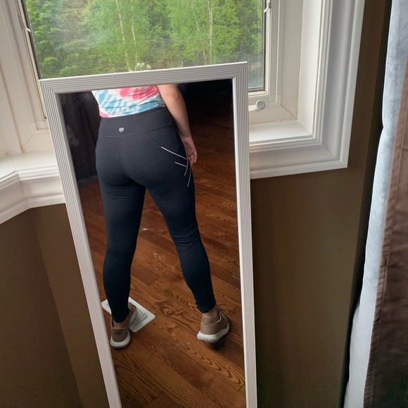 Athletic Leggings - Picture 3 of 6